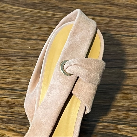 Suede Sézane heels in nude/soft pink color - EUC - Picture 7 of 16